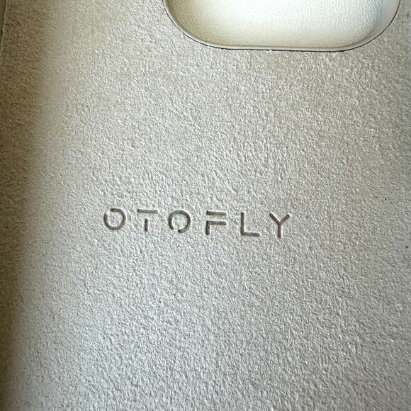 OTOFLY iPhone 14 Pro Silicone Case Bone Grey - Picture 3 of 4